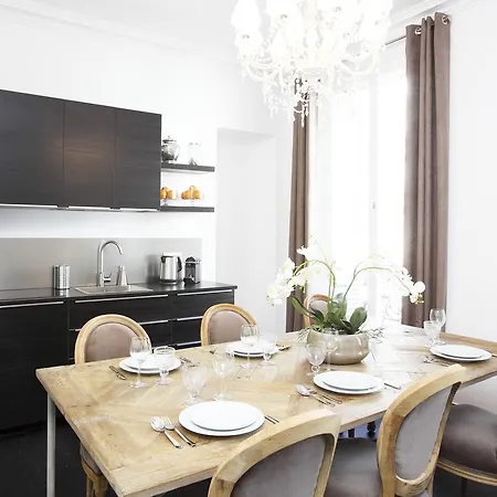 Livinparis - Luxury 3 Bedrooms Le Louvre I * Paris