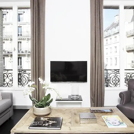 Livinparis - Luxury 3 Bedrooms Le Louvre I Appartement