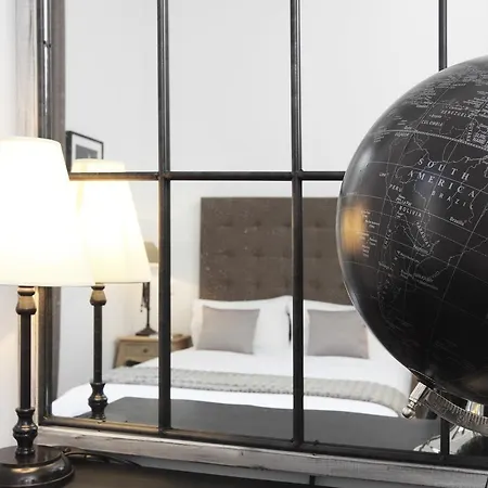 Livinparis - Luxury 3 Bedrooms Le Louvre I *