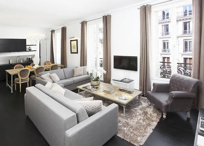 Livinparis - Luxury 3 Bedrooms Le Louvre I *
