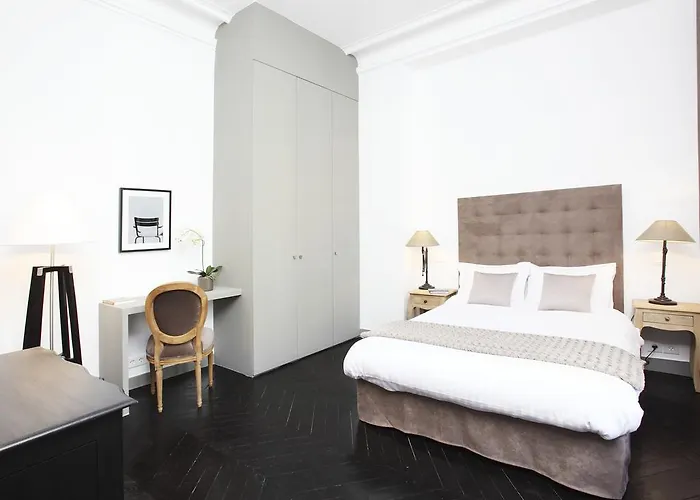 Appartamento Livinparis - Luxury 3 Bedrooms Le Louvre I Parigi