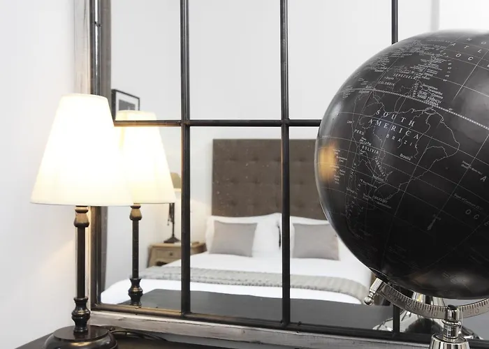 Livinparis - Luxury 3 Bedrooms Le Louvre I *